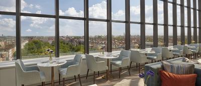 The Peak Lounge