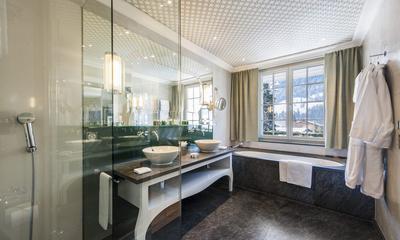 Deluxe Chic Room