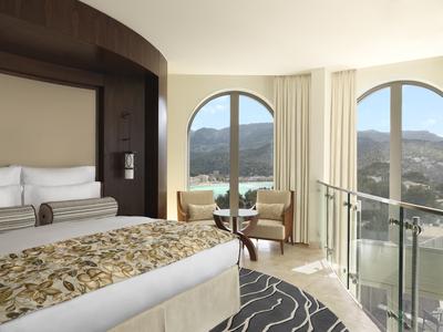 Lighthouse Suite With Private Terrace