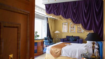 Club Suite
