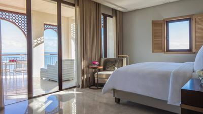 Four Seasons Sea-View Suite