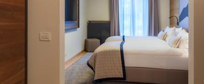 Deluxe Two Bedroom Alpine Suite