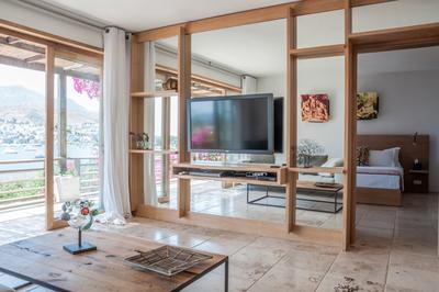 Sea View Suite