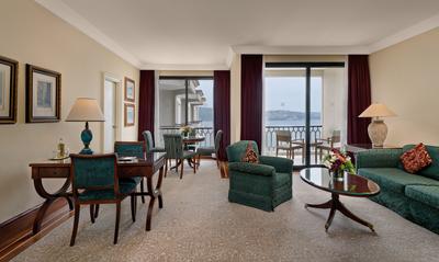 1-Bedroom Suite