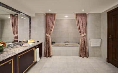 One Bedroom Park View Palace Suite