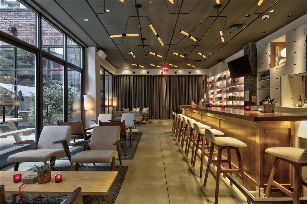 Lobby Bar