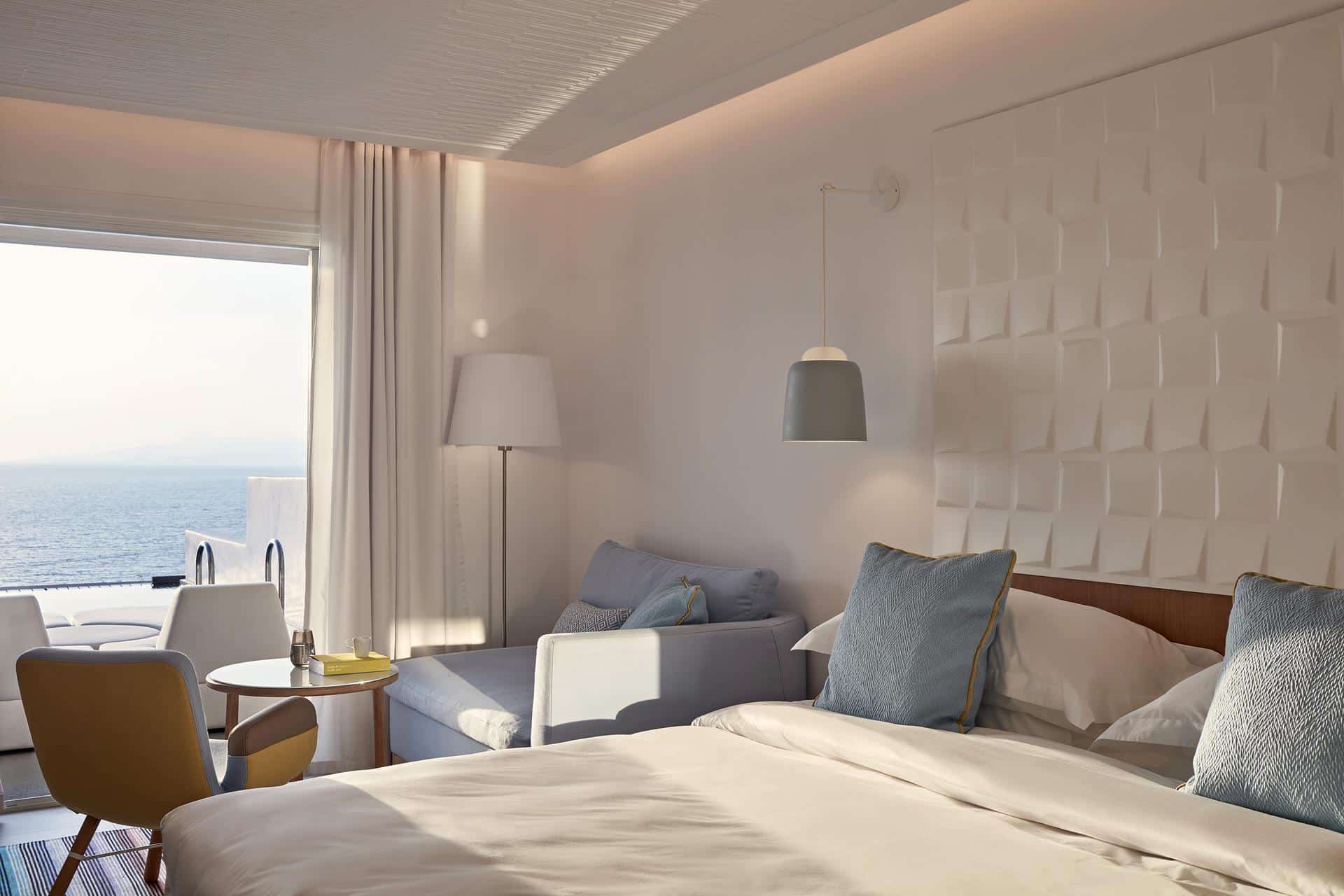 Theros Junior Suite