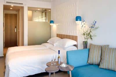 Oria Superior Room, with semi-private pool