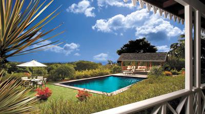 Three-Bedroom Sunset Hill Villa