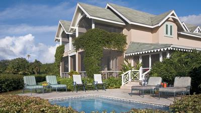 Six-Bedroom Palm Grove Villa