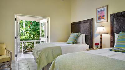Three-Bedroom Palm Grove Residence with Plunge Pool
