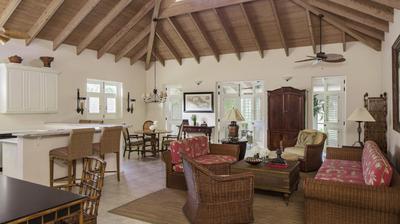 Three-Bedroom Palm Grove Villa