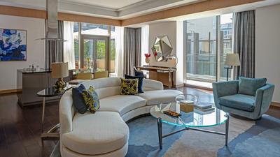 Deluxe Terrace Suite