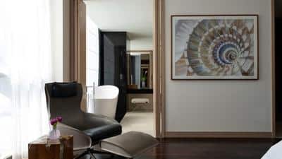 Four Seasons Executive Suite
