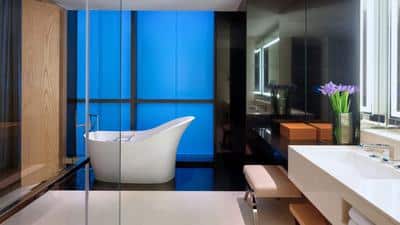 Four Seasons Deluxe Executive Suite
