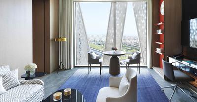 Four Seasons Executive Suite