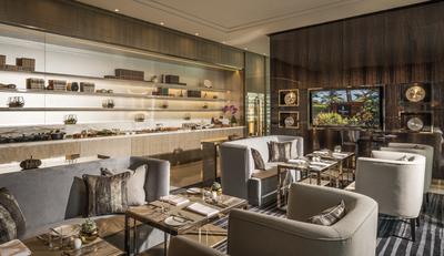 Executive Club