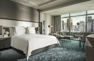 Club Premier Park-View Room