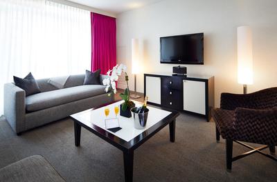 Park Avenue Suite