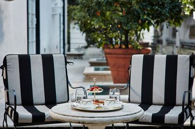 Prestige Patio Room