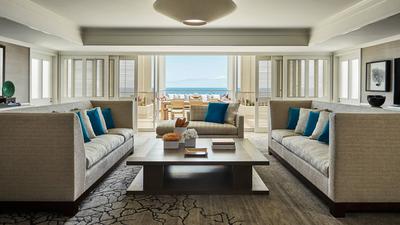 Penthouse Suite