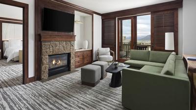1-Bedroom Suite - Mountain View