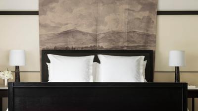 Four Seasons Executive Suite - Burdeos View