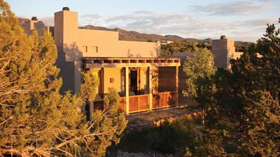 Deluxe Casita