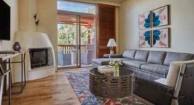 1-Bedroom Reata Pass Suite