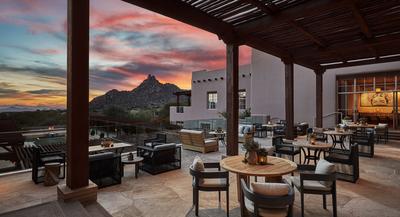 Onyx Bar & Lounge