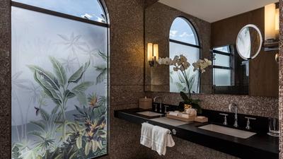 Penthouse Suite