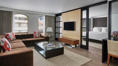 1-Bedroom Suite