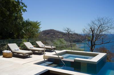 Prieta Bay Estate: 4 or 5 Bedroom