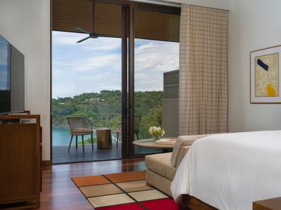 Prieta Bay Villa: 3 or 4 Bedroom