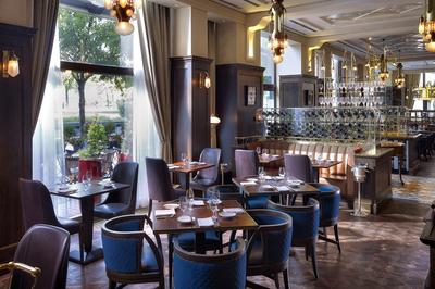 Kollázs – Brasserie & Bar