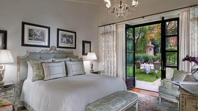 Pool Garden Suite