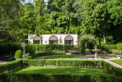 Pool Garden Suite