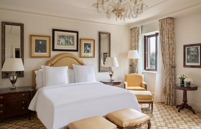 Four Seasons Room