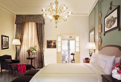 Four Seasons Junior Suite