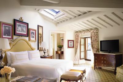 Four Seasons Junior Suite