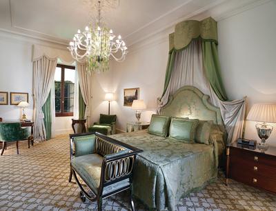 Duomo View Executive Suite