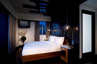 Wilshire Suite