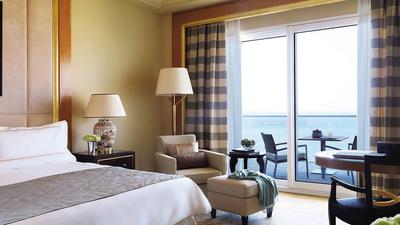 Premium Room / Deluxe Room