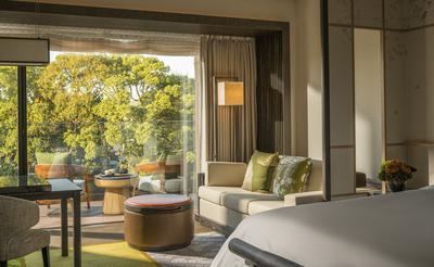 Four Seasons Room