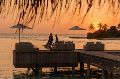 Sunset Lounge