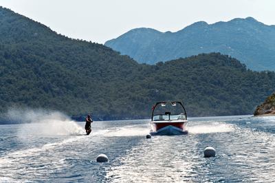 Water Ski
