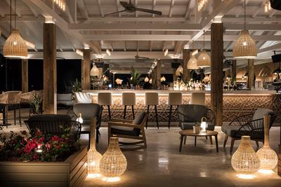 Hotel Bar & Lounge