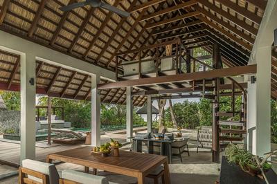 Beach Villa with Pool