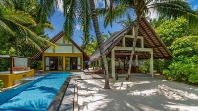 Family Beach Villa With Pool