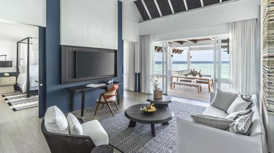 Family Water Villa with Pool